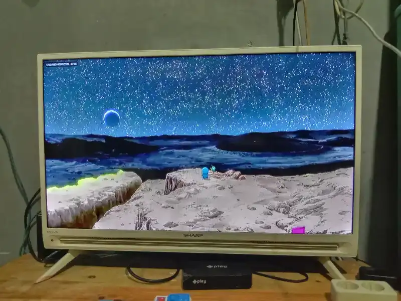 Tv sharp 32in warna putih - adasale