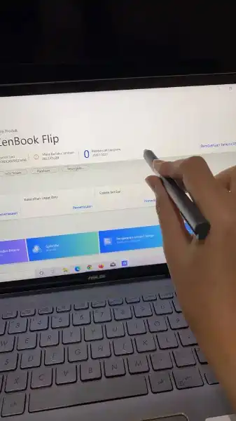 Laptop Asus Zenbook Flip - adasale