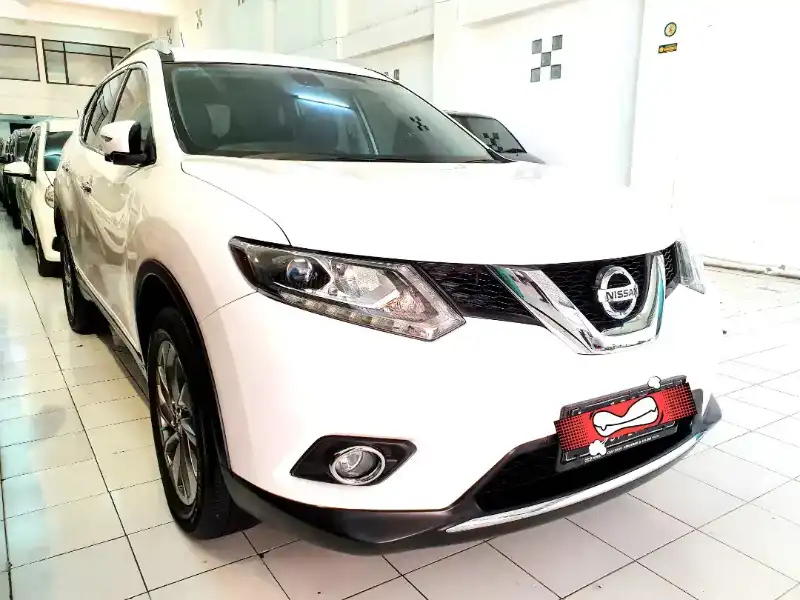 Nissan X-Trail (2015) - adasale