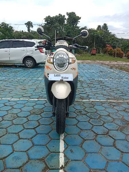 SCOOPY SPORTY PLAT F KAB PAJAK HIDUP DP 500RBU - adasale