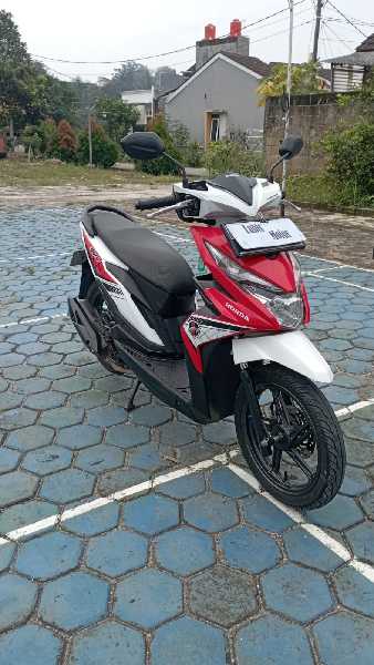 BEAT 110 CBS PLAT B JAKSEL PAJAK HIDUP DP 500RBU - adasale