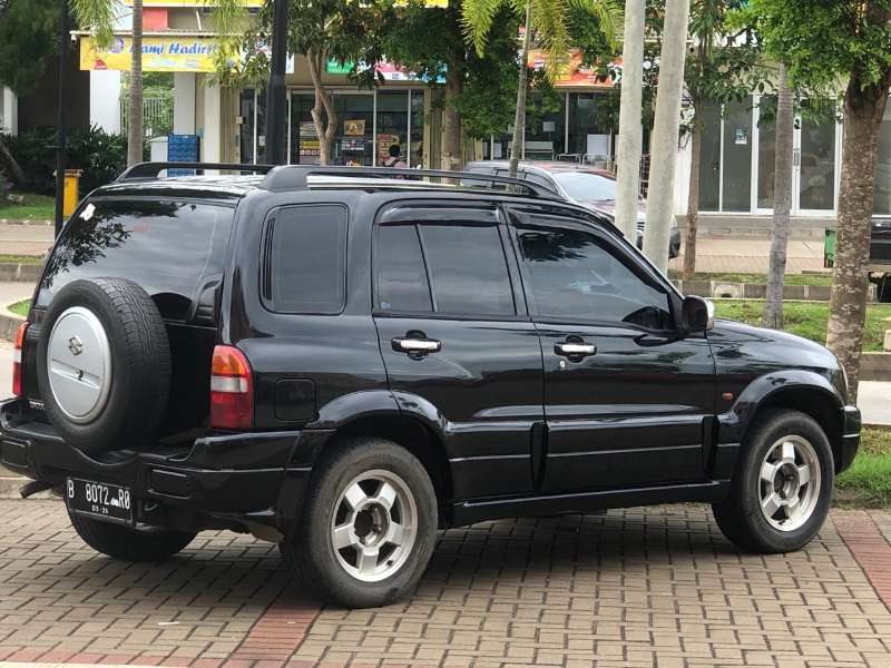 SUV Escudo 2001 Gagah A/T - adasale