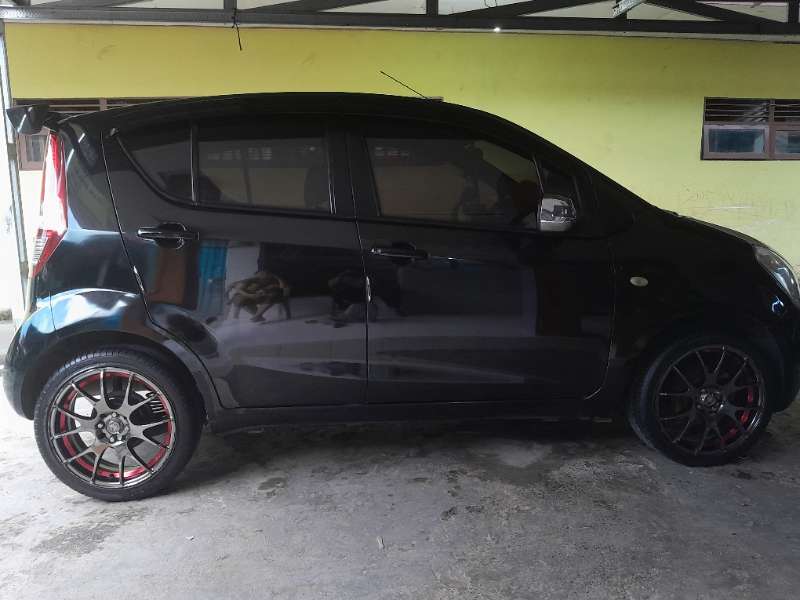Suzuki Splash 1.2 MT Istimewa - adasale