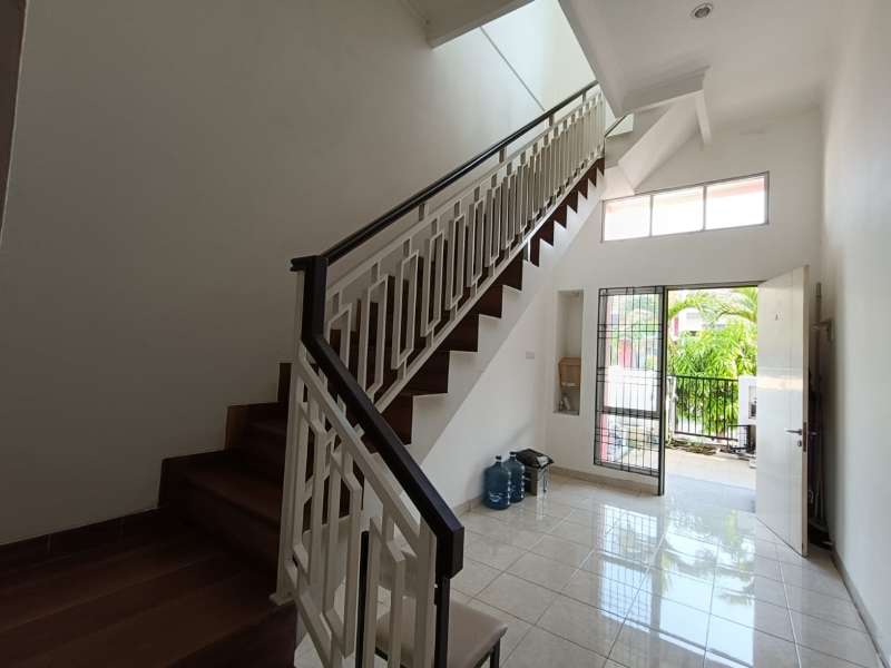 Tempat tinggal di Harapan Indah Cluster Ifolia - adasale