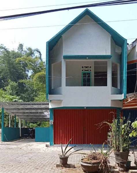 KOST DIJUAL  SUPER  STRATEGIS DEKAT KAMPUS - adasale