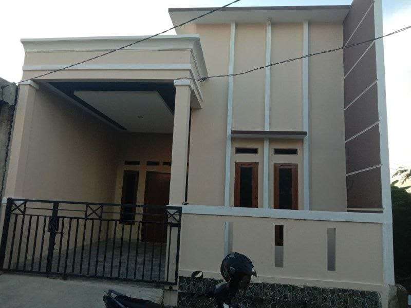 Rumah di Perum Villa Gading Harapan 1, Bekasi - adasale