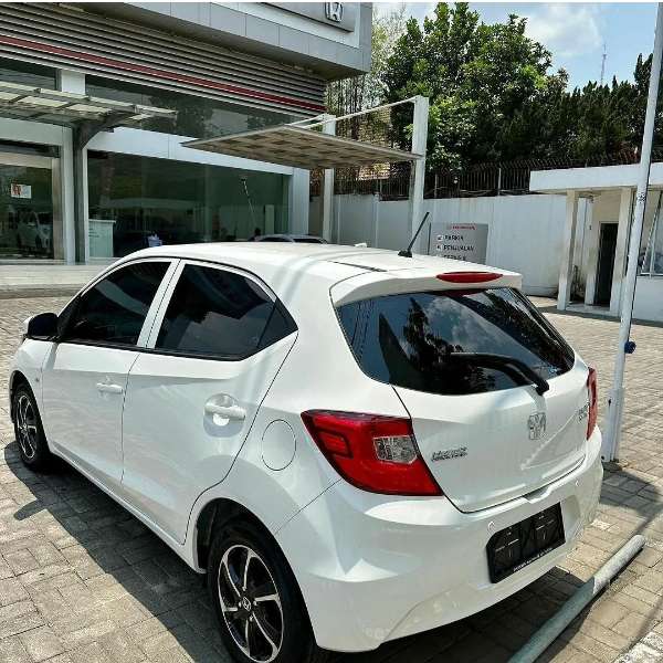 BRIO E CVT - adasale