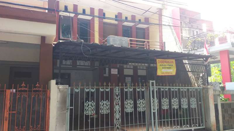 DISEWAKAN RUMAH DI PONDOK KELAPA JAKARTA -TIMUR - adasale