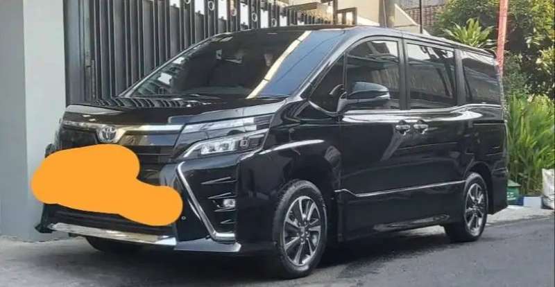Dijual Toyota voxy (2018) kondisi bagus mulus  - adasale