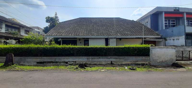 RUMAH GAYA EROPA  DI CIKUTRA BANDUNG - adasale