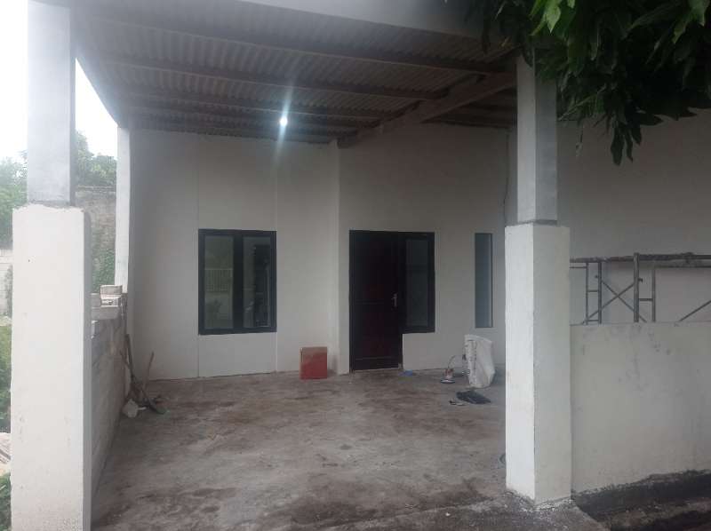 Rumah Siap Huni Lt 136m2 Lb 60m2 - adasale