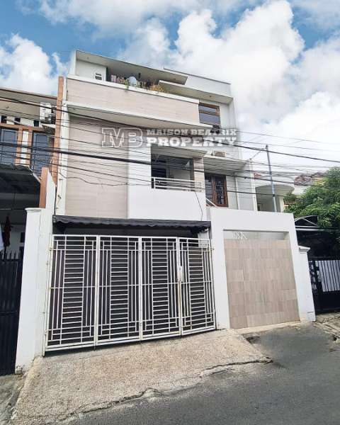 TURUN HARGA RUMAH DEKAT ST. PALMERAH SIAP HUNI - adasale