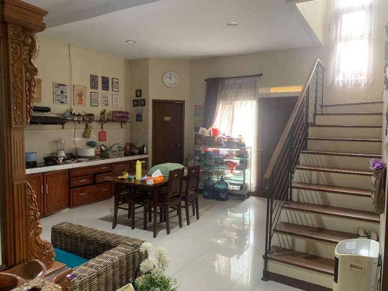 Rumah di Komplek Bandung Indah Raya - adasale