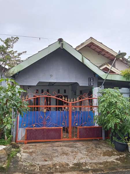 DI JUAL RUMAH DI KOMPLEK PABAHANAN PELAIHARI - adasale