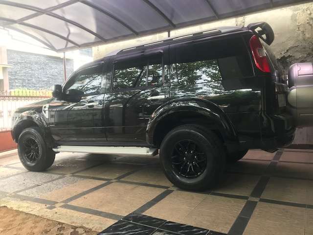 Jual Ford Everest 2013 4x4 - adasale