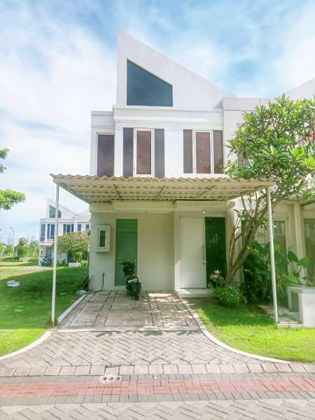 Rumah GRAND PAKUWON luster Adelaide Surabaya - adasale