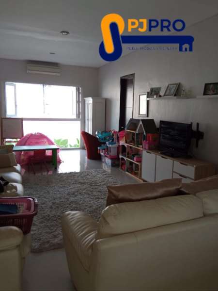 Rumah Jakarta Garden City Cluster D'Banyan - adasale