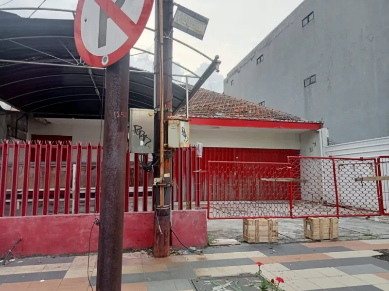 Tempat Usaha di Raya Bratang Binangun, Surabaya - adasale