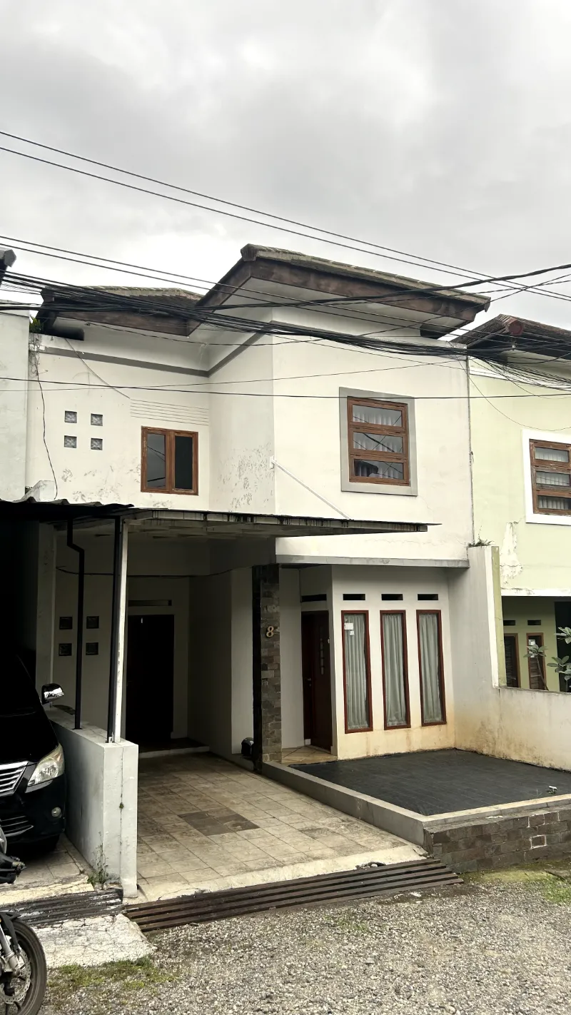 Rumah Cluster Strategis Sekeloa - adasale