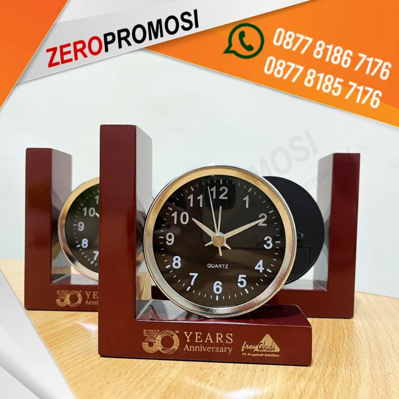 Souvenir Jam Kayu Custom logo bentuk L - adasale
