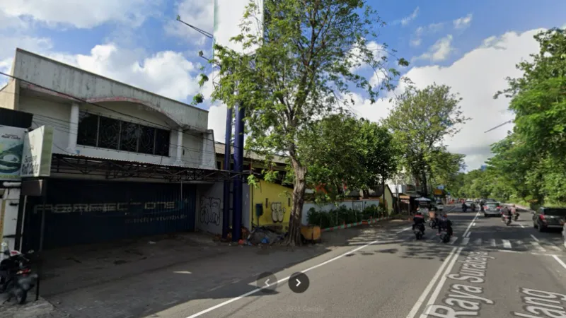 Bangunan Gudang dan Ruko Raya Ahmad Yani Ayani - adasale