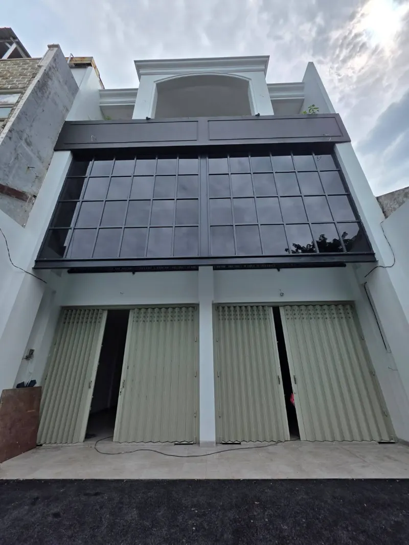 DISEWAKAN RUKO DARMO BARU BARAT, Surabaya - adasale