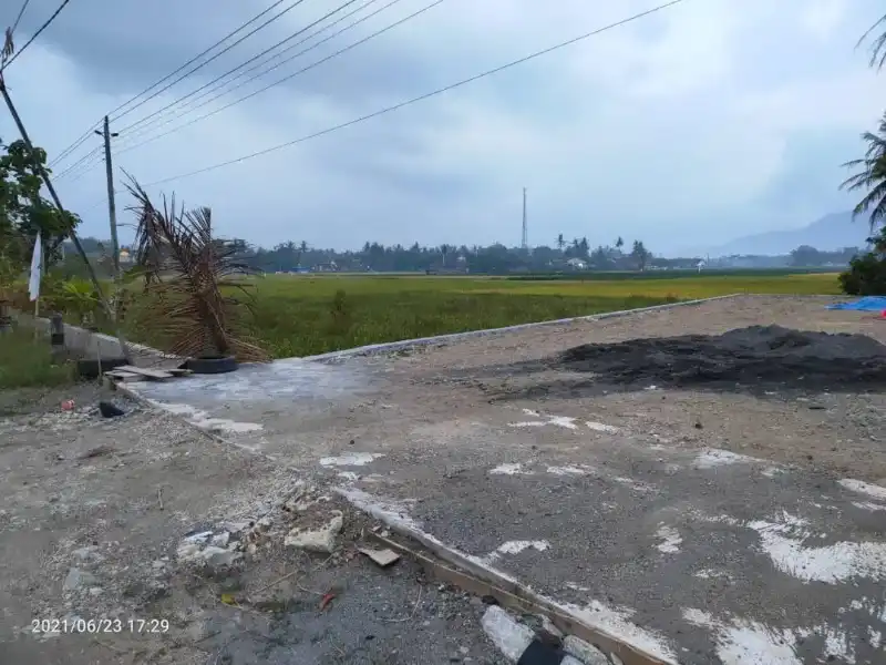 Tanah Pinggir Jl.Paragtritis KM 21 Kretek Bantul - adasale