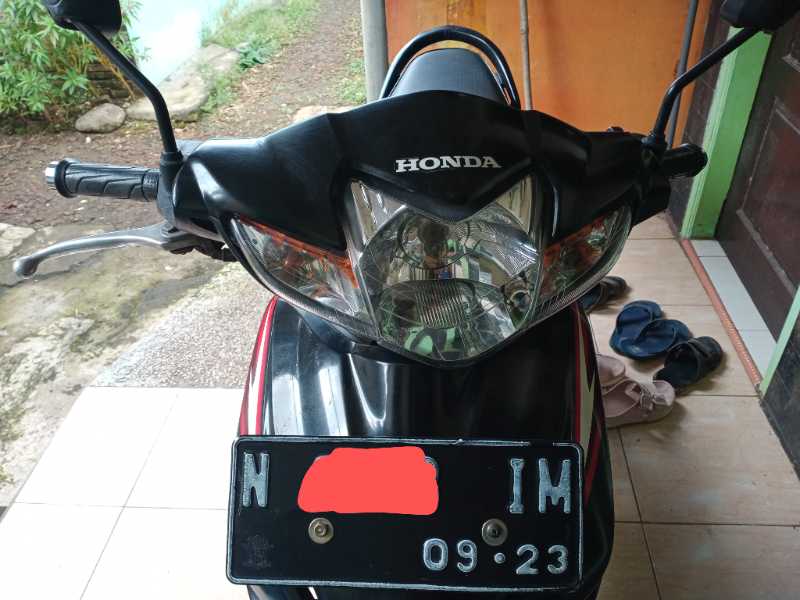 Jual revo 110cc th 2010 - adasale