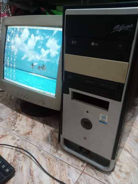 Komputer Pentium 4 normal & lancar - adasale