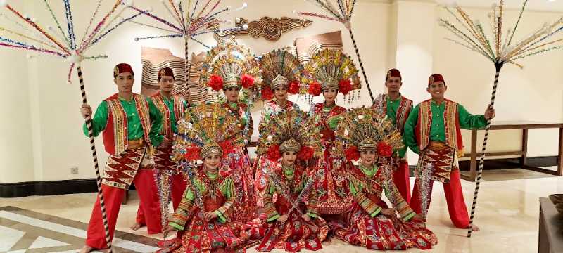 Grup Tari Nusantara Parmonas Studio - adasale