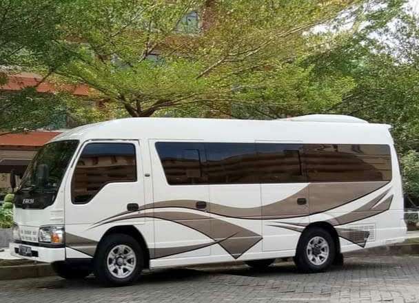 Menyewakan Mobil Murah Elf Long Chasis 15 Seat - adasale