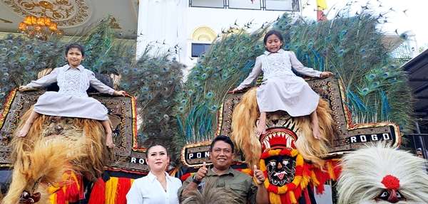 Reyog Ponorogo Singomenggolo - adasale