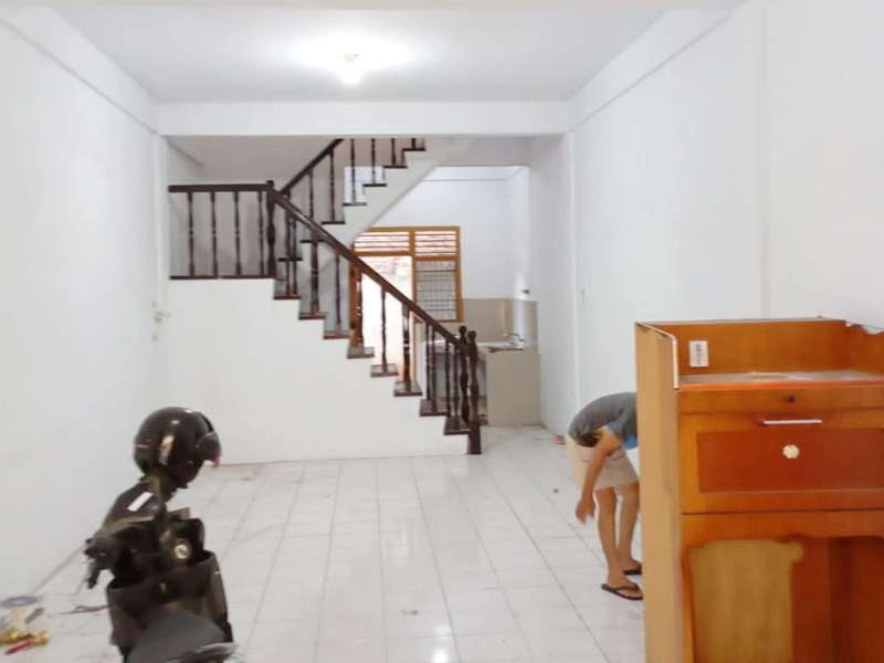Rumah 3 Lantai Jalan Rahayu Baru, Bantan - adasale