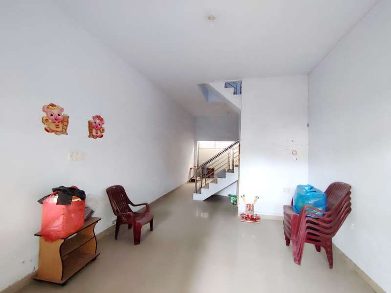 Rumah 3 Lantai Jl. Purwosari Gang Saroha - adasale