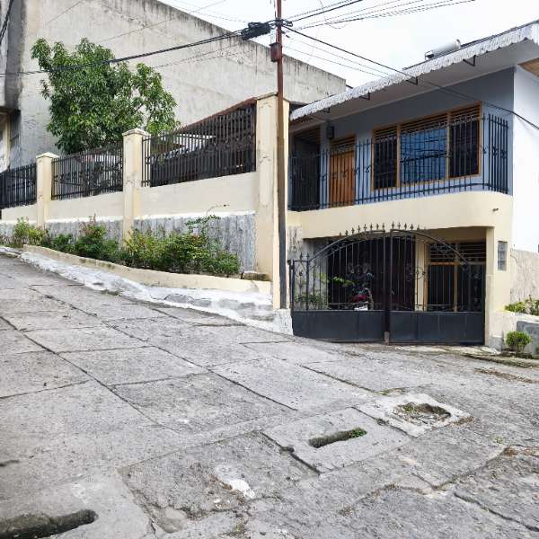 Dijual Rumah Hook Murah Strategis dan Siap Huni - adasale