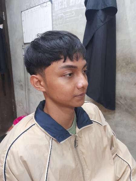 Tahun baru gaya rambut baru dong bos🤭 - adasale