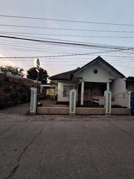 DI JUAL RUMAH AREA KARAWANG TIMUR ( NEGO ) - adasale