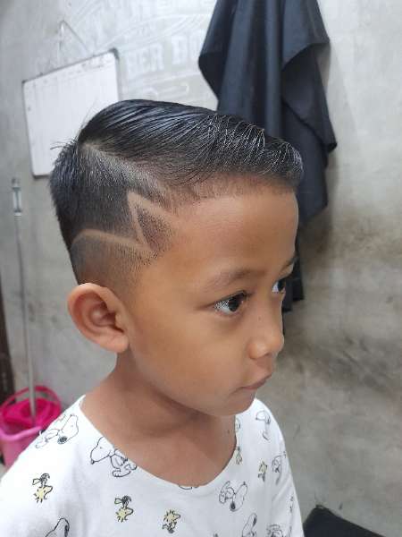 Barberbos,barbershop terbaik sejak 2015! - adasale
