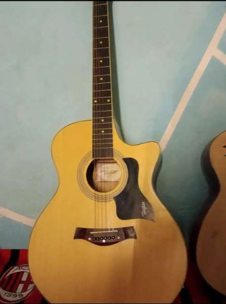 Gitar Akustik - adasale