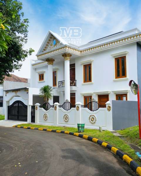BRAND NEW MEWAH PRIVATE POOL PUSPITA LOKA BSD - adasale