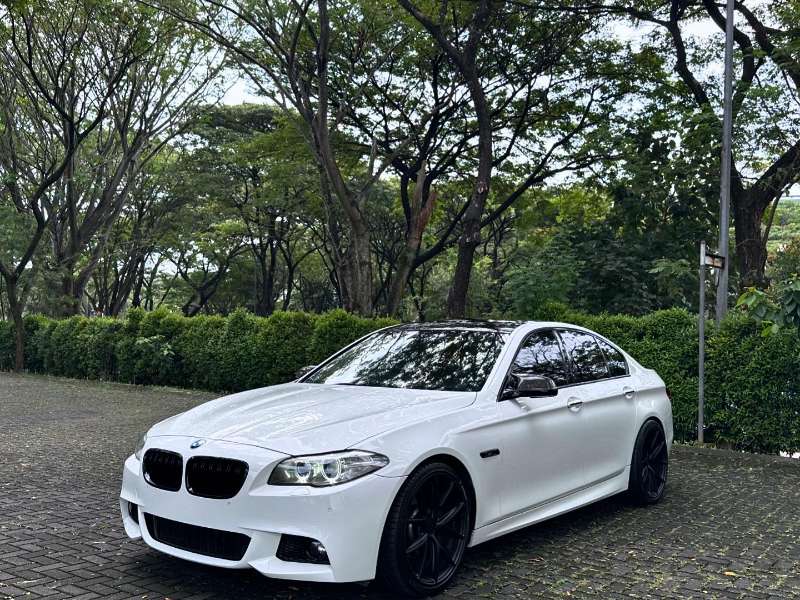 BMW 528i MSport F10 LCI - adasale