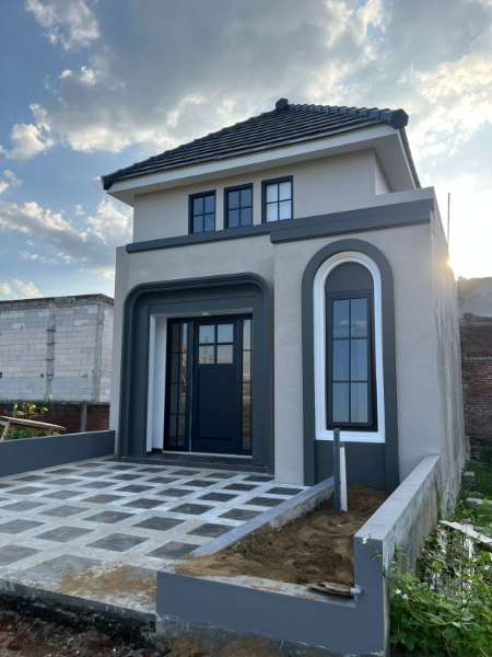 RUMAH MINIMALIST LOKASI PRIVATE CLUSTER MALANG - adasale