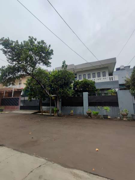 Rumah Bagus Harapan Indah, Bekasi - adasale