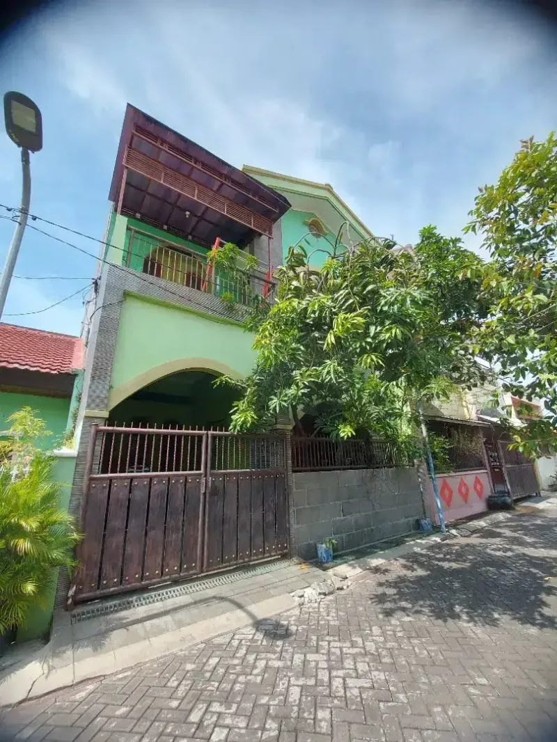 Rumah di Jalan Bendul Merisi Permai, Surabaya - adasale