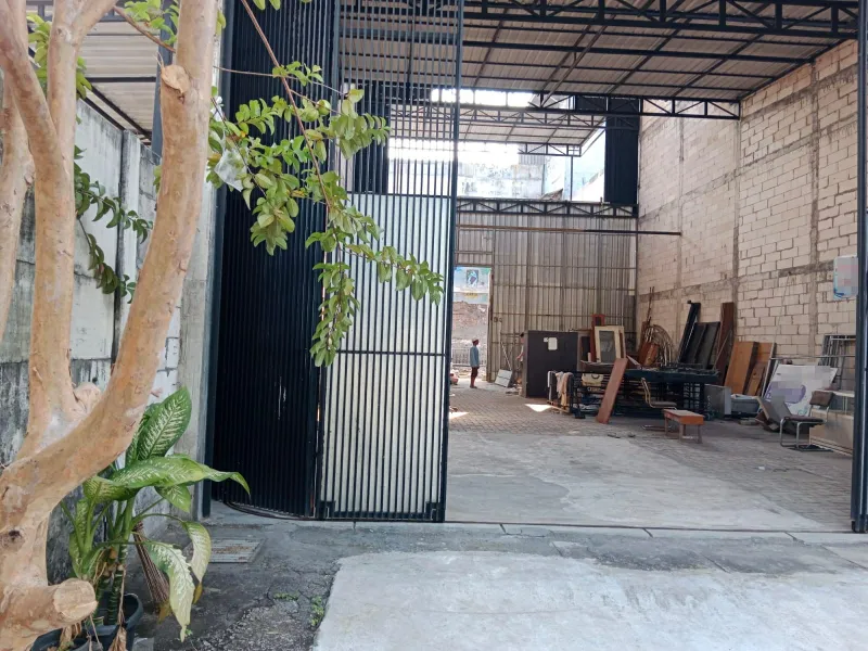 Sewa Tempat Usaha Raya Kutisari Kota Surabaya - adasale