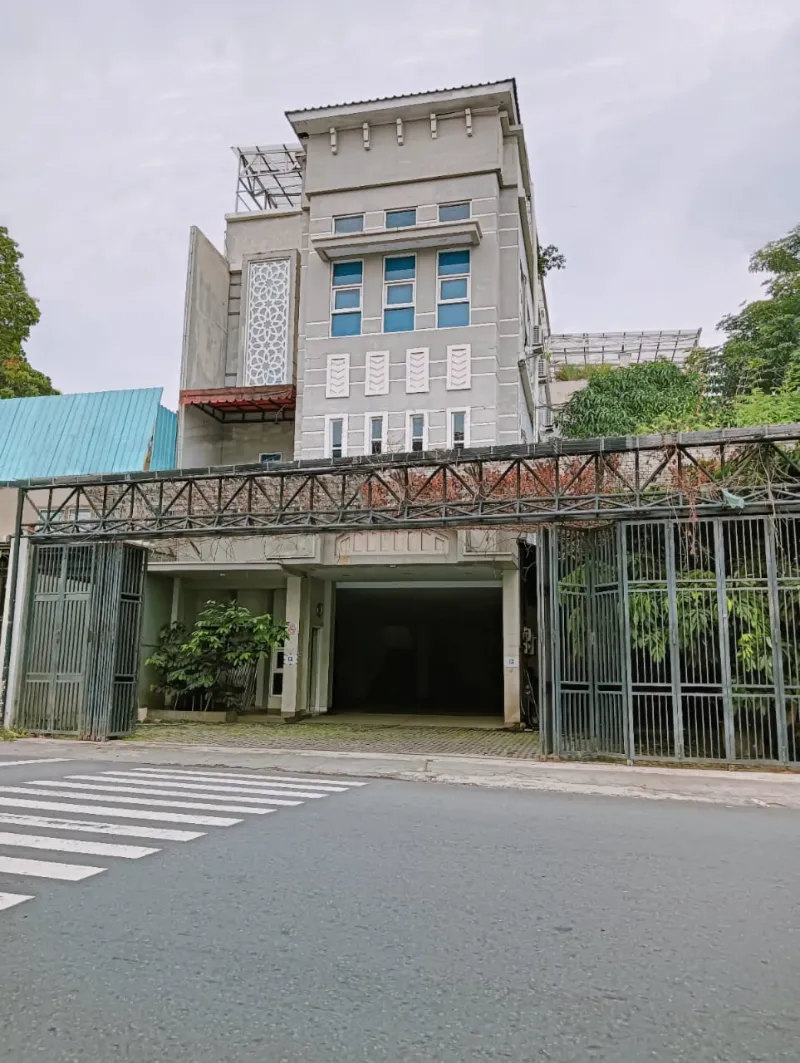 Dijual Tempat Usaha Raya Letjen Suprapto Jogja - adasale