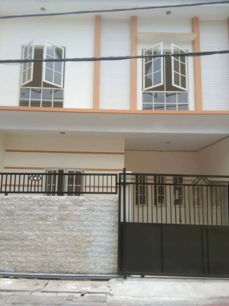 Rumah 2 Lantai di Mulyosari Baru, Surabaya - adasale