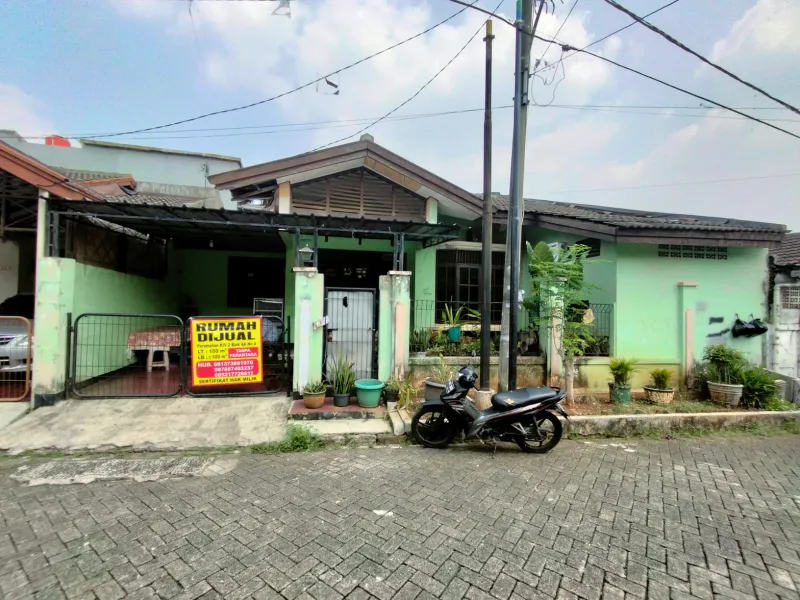 Rumah Strategis di Komplek Karya Indah Village 2 - adasale