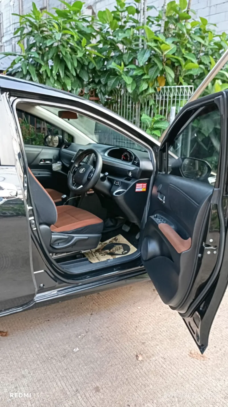Toyota Sienta Q At 2017 Jual cepat - adasale