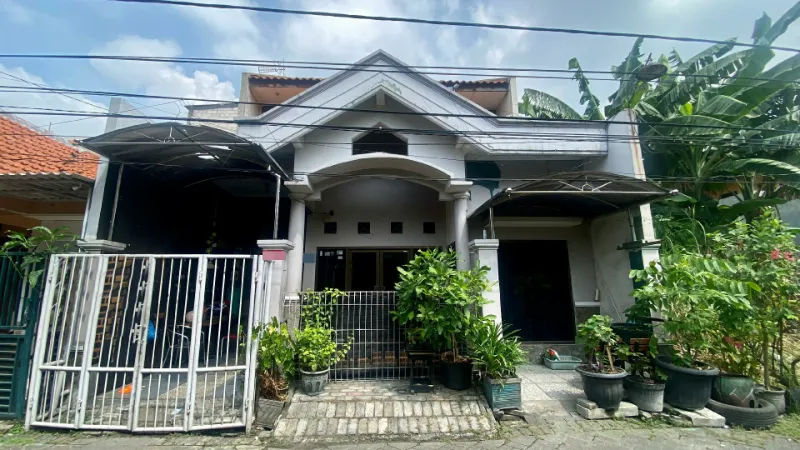 Jual Rumah Strategis di Jambangan Indah Surabaya - adasale